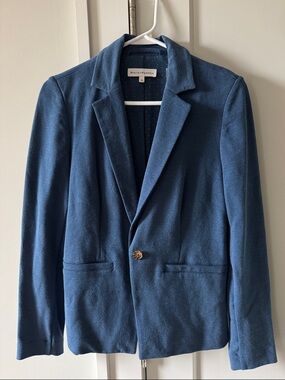 White + Warren woman’s XS Blue Single-Button Blazer